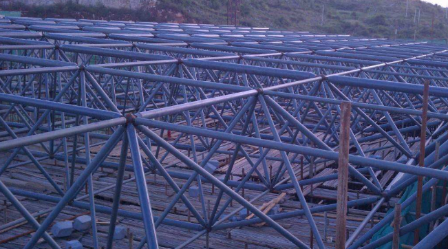 珠海概述网架加工中对钢材的质量的过细恳求